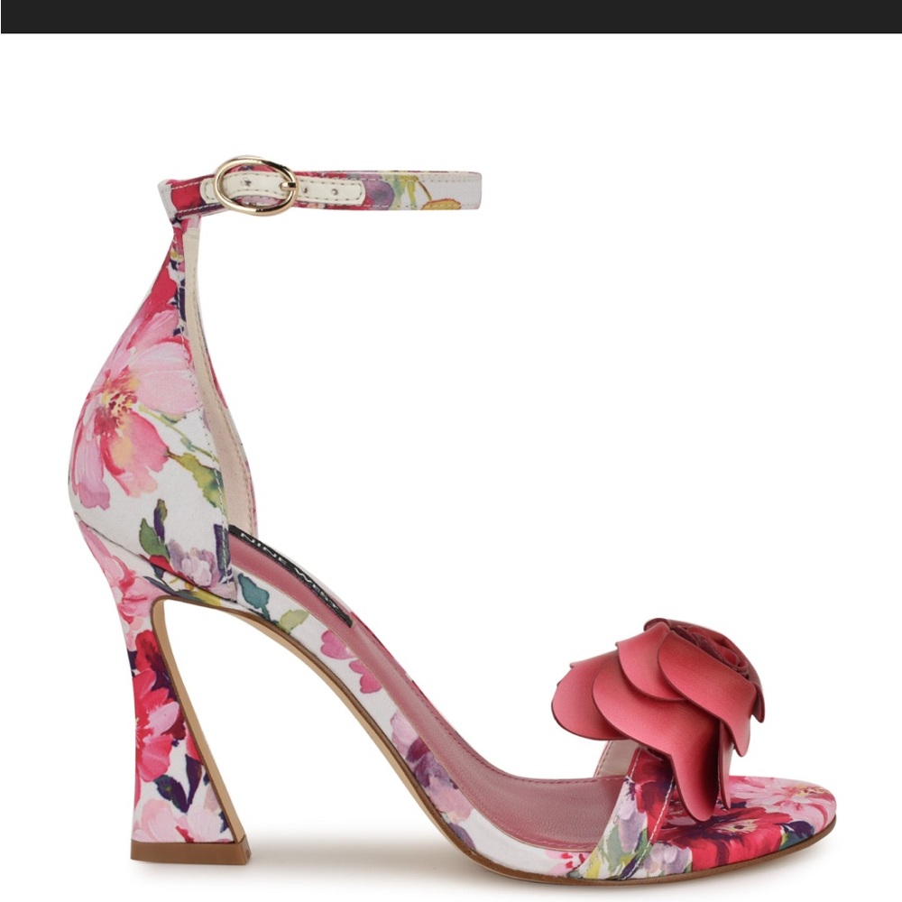Nine West KHARM ROSETTE ANKLE STRAP SANDALS